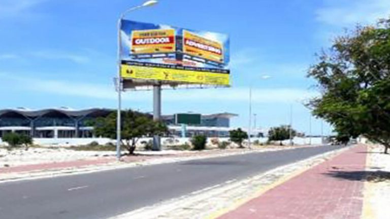 Billboard 3 Mặt Tại Lối Ra Sân Bay Cam Ranh – Tp. Cam Ranh – Tỉnh Khánh Hòa (Vị Trí 2)