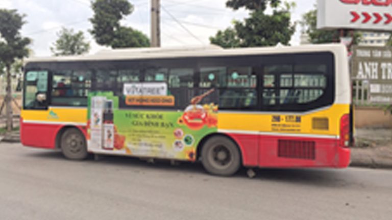 Quảng Cáo Tràn Kính Xe Bus Tại Kon Tum