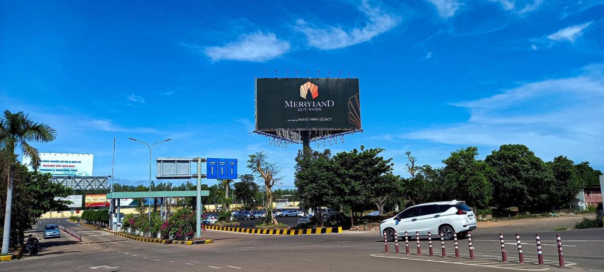 Hệ thống quảng cáo ngoài trời quy mô lớn