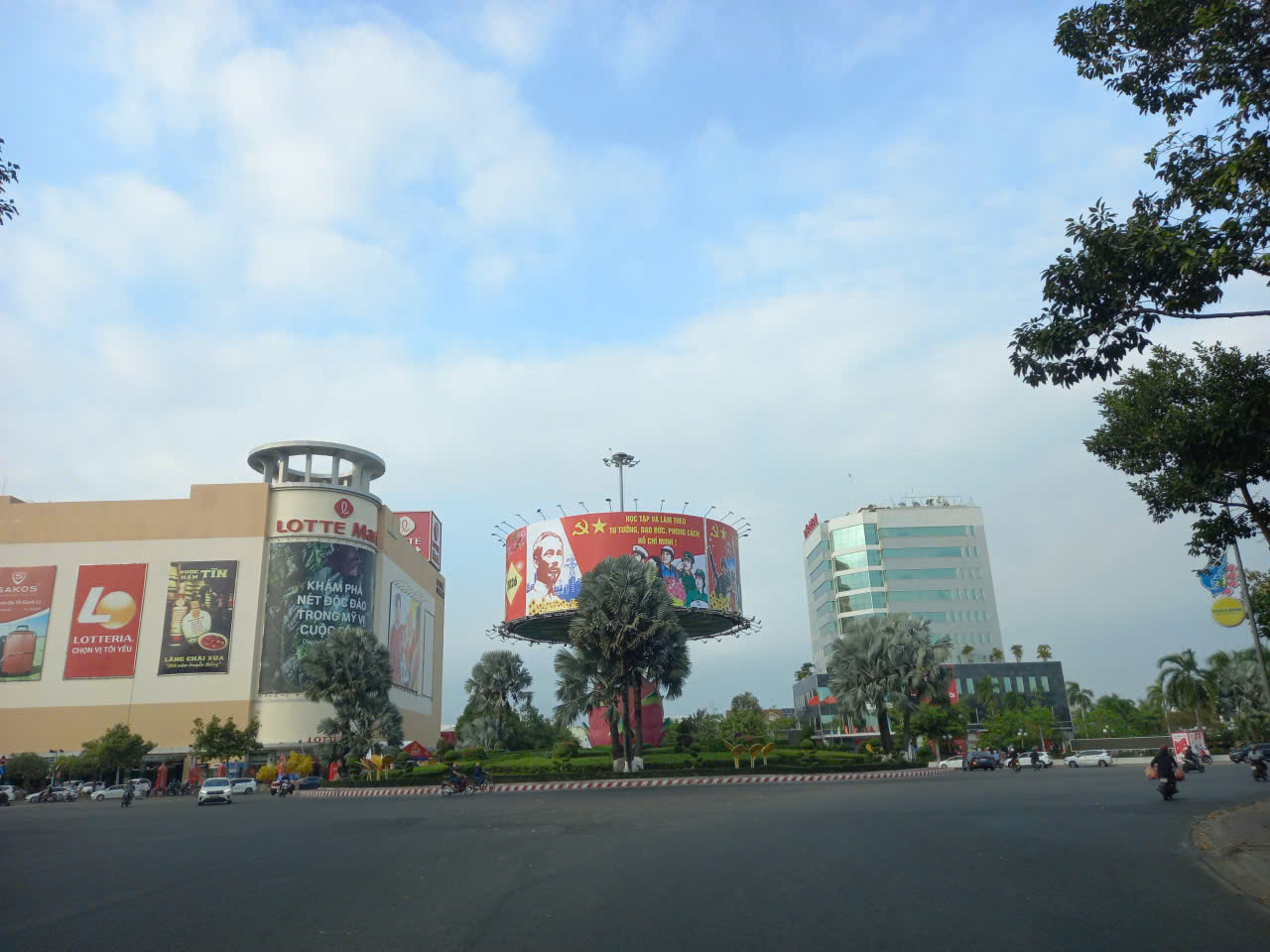 z7426639891687_aaa5ae9c64daf61b6f266ad1fcec2be1